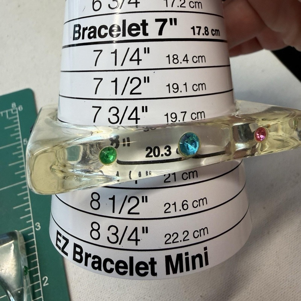 Lot Of 2 Mod Rhinestone Clear Lucite Square Bangle Bracelets Vintage Pastel 8" - Picture 9 of 9